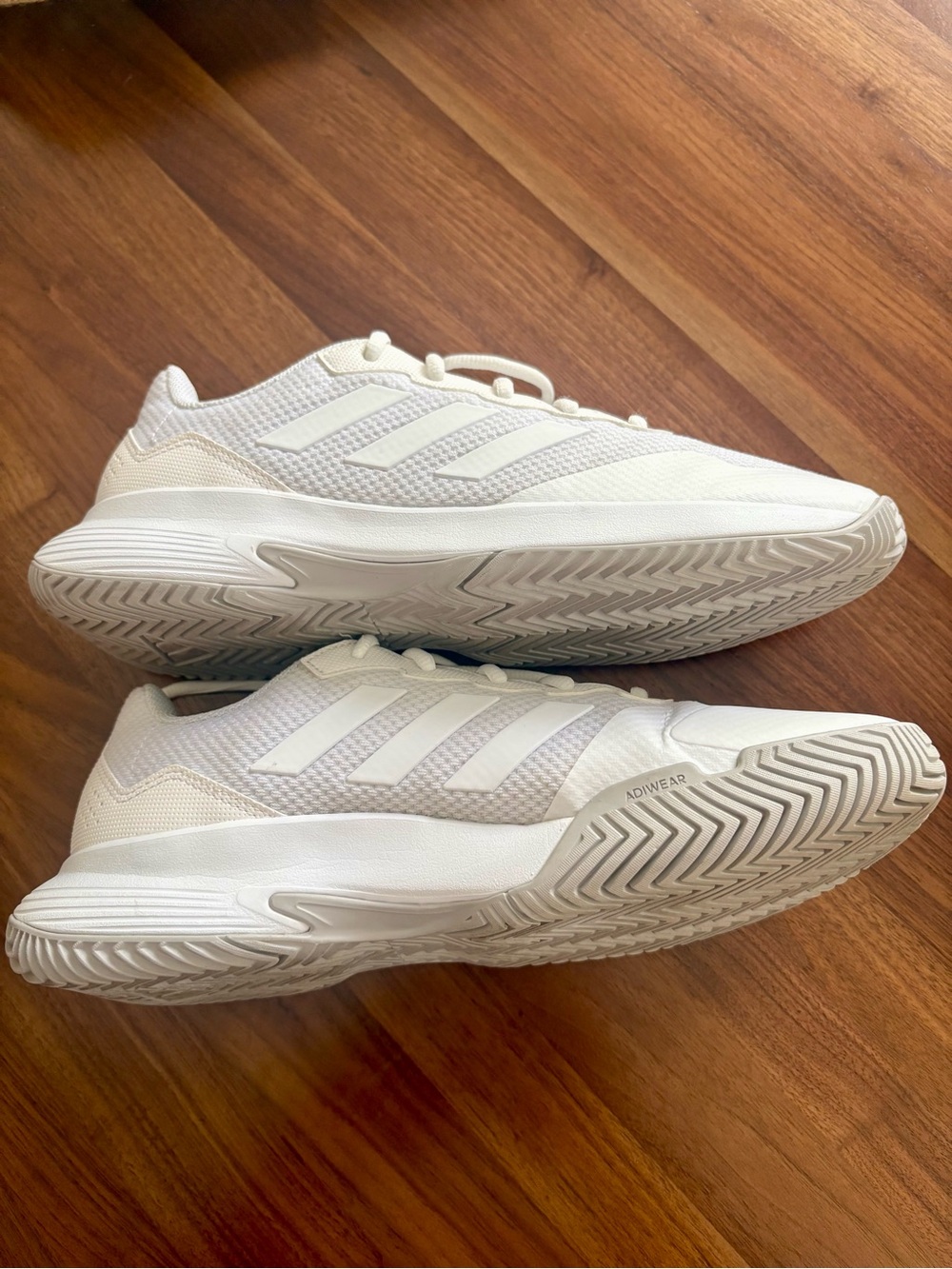 White Athletic Pickle Ball Shoes Womens Gamecourt 2 WSneaker - Picture 1 of 7